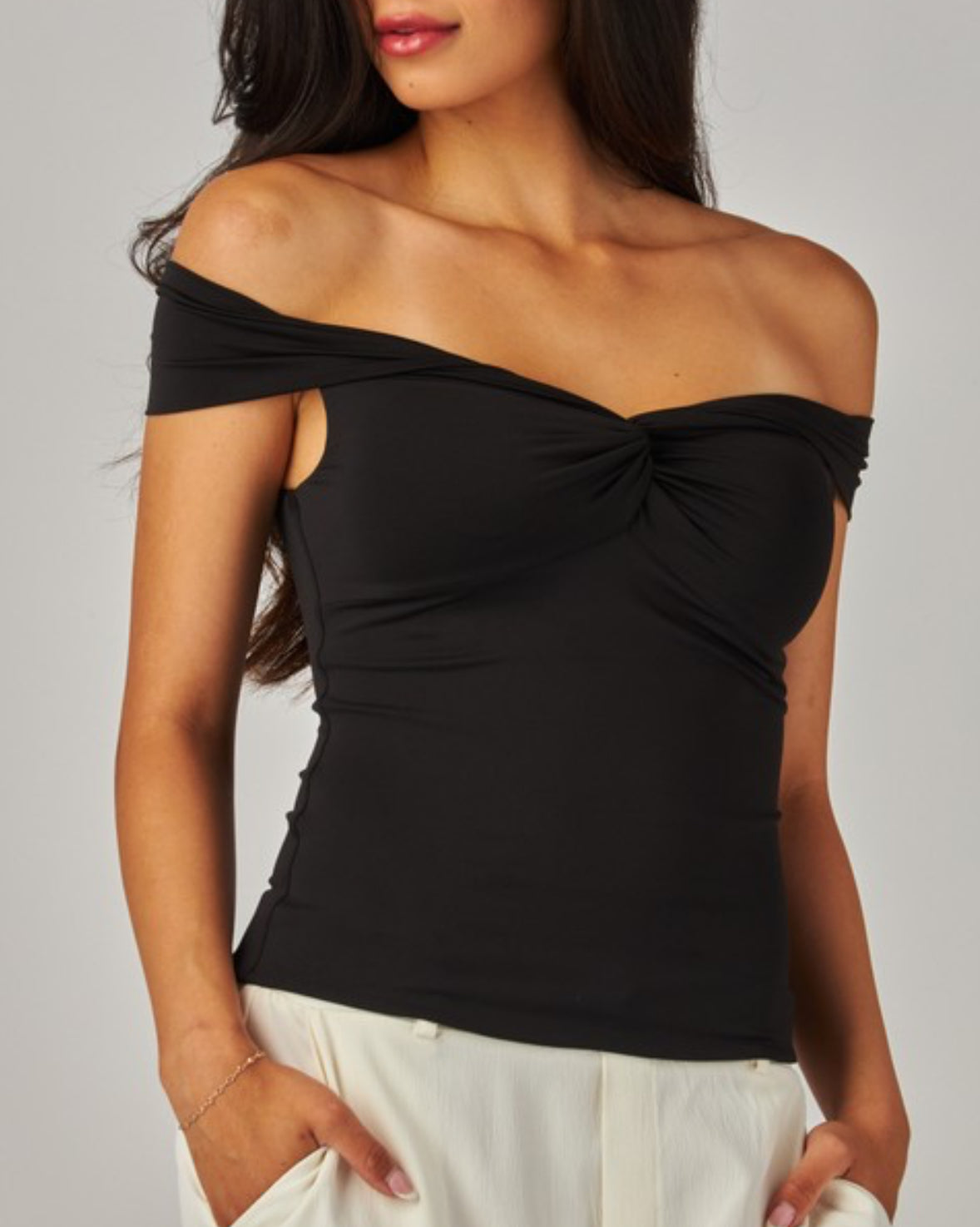 Twist Front Top