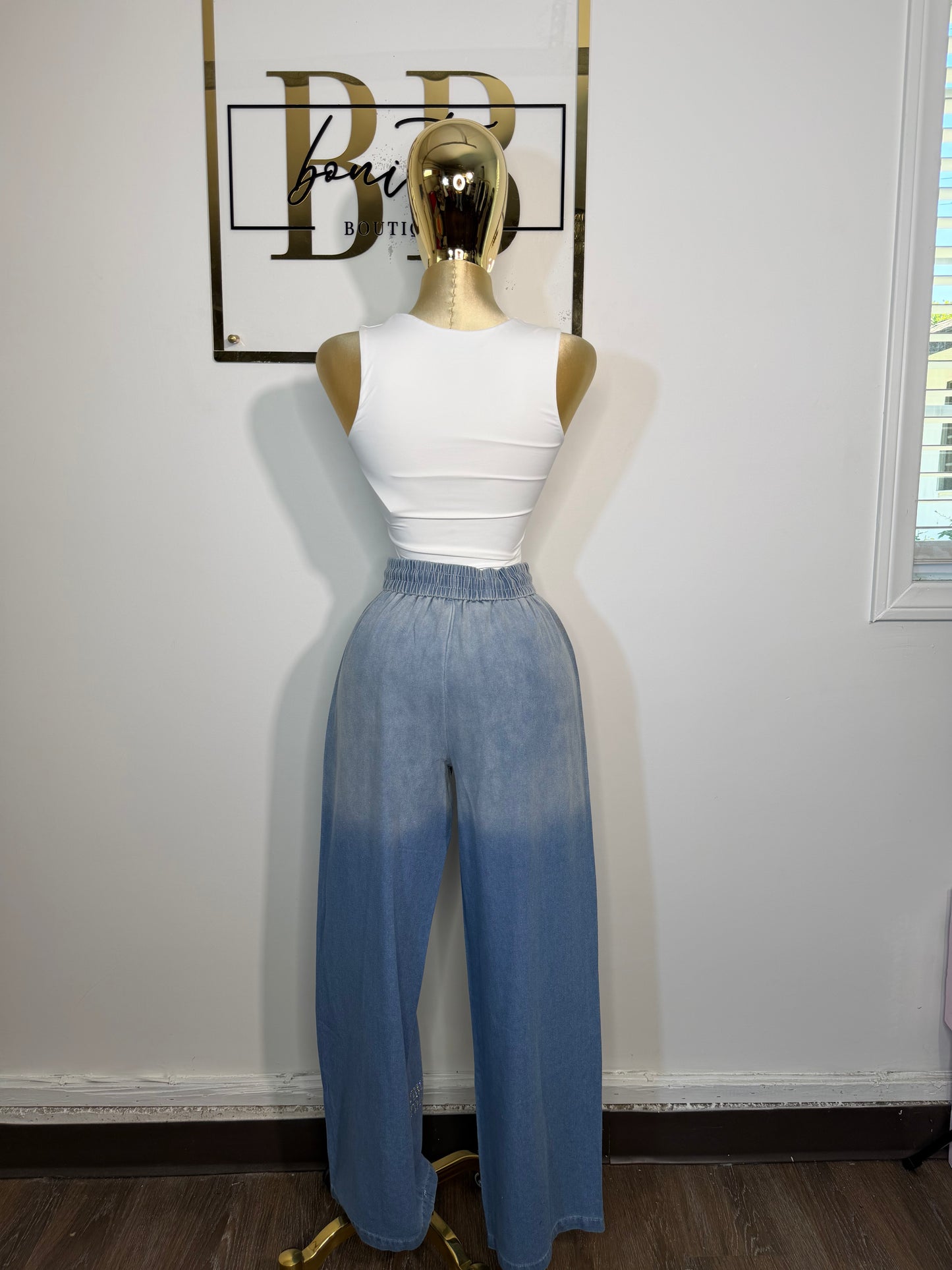 Mia Glam Jeans
